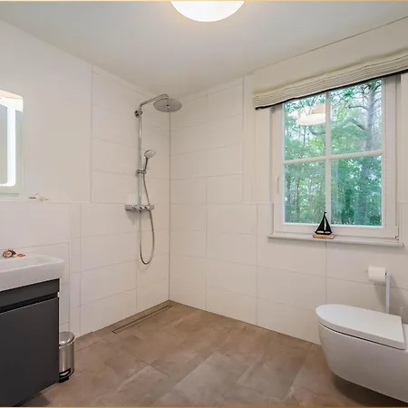 Fischerdorf Im Kiefernwaeldchen Zirchow